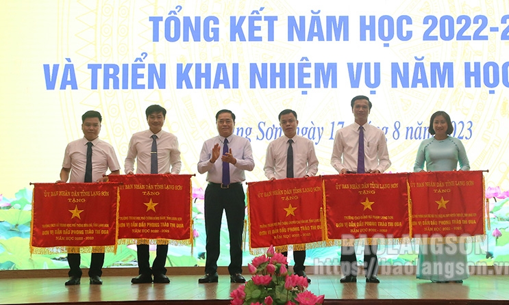 Triển khai nhiệm vụ năm học 2023 – 2024: Tiếp tục đẩy mạnh phong trào thi đua “Đổi mới, sáng tạo trong