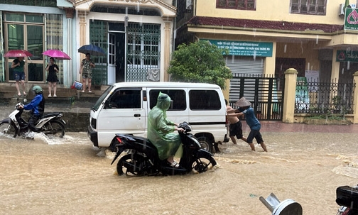 Lạng Sơn: Mưa kéo dài, cảnh báo lũ quét và sạt lở đất