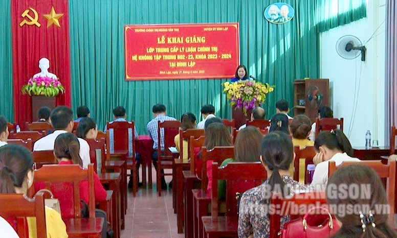 Đảng bộ huyện Đình Lập nâng cao chất lượng giáo dục chính trị tư tưởng