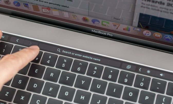 Tin không vui cho người dùng MacBook Pro 2017 Touch Bar