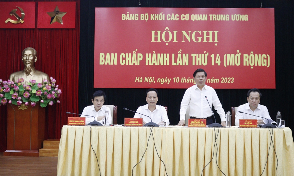 Tiếp tục tham mưu, phục vụ công tác lãnh đạo, chỉ đạo với tinh thần trách nhiệm cao nhất