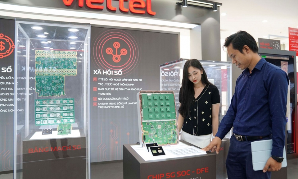 Viettel công bố chip 5G và trợ lý ảo tại VIIE 2023