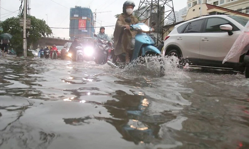 Nhiều khu vực mưa lớn về chiều tối, cảnh báo ngập úng, lũ quét, sạt lở