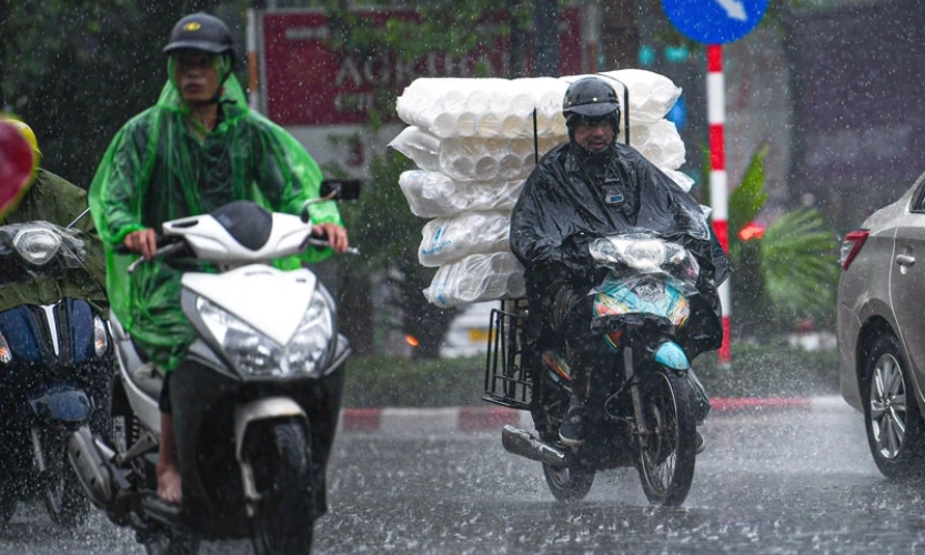 Bắc Bộ mưa dông về chiều tối và đêm, đề phòng lốc sét, gió giật mạnh