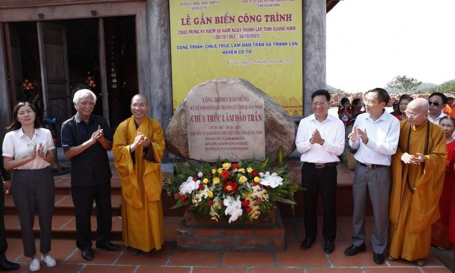 Khánh thành và gắn biển công trình chùa Trúc Lâm Đảo Trần