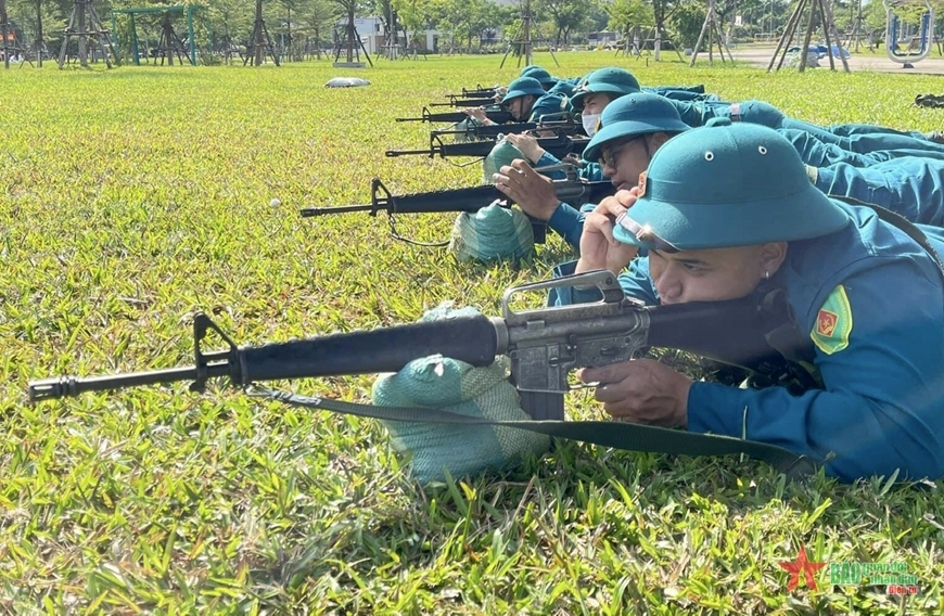 Chú trọng phát triển đảng trong lực lượng dân quân