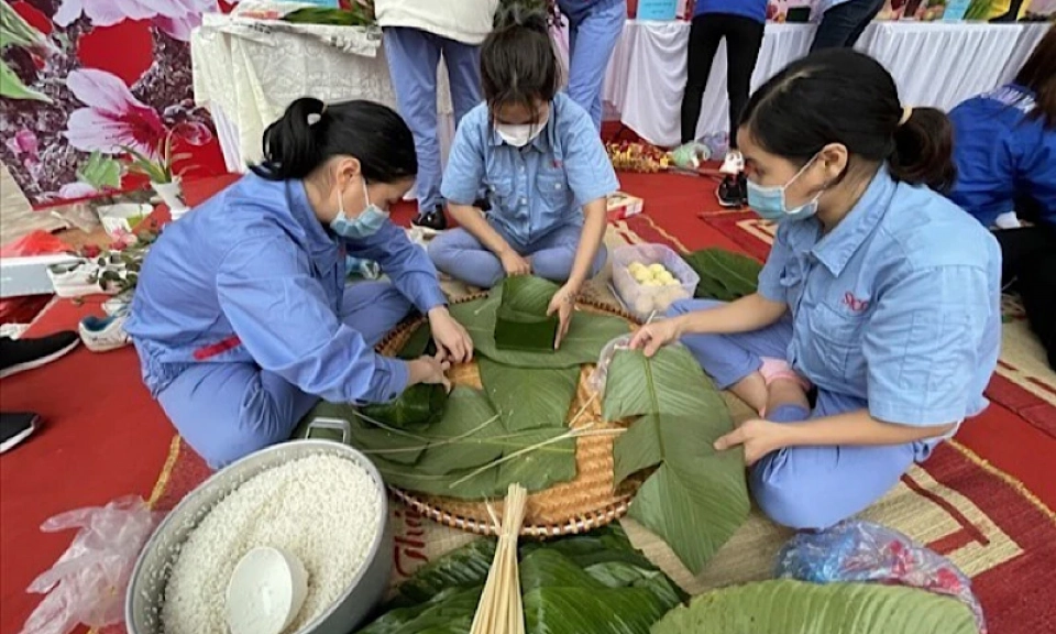 Đề xuất doanh nghiệp trả lương, thưởng Tết Nguyên đán 2024 trước 20 ngày