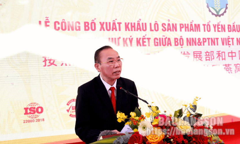 Xuất khẩu lô sản phẩm tổ yến đầu tiên của Việt Nam sang Trung Quốc qua Cửa khẩu Quốc tế Hữu Nghị