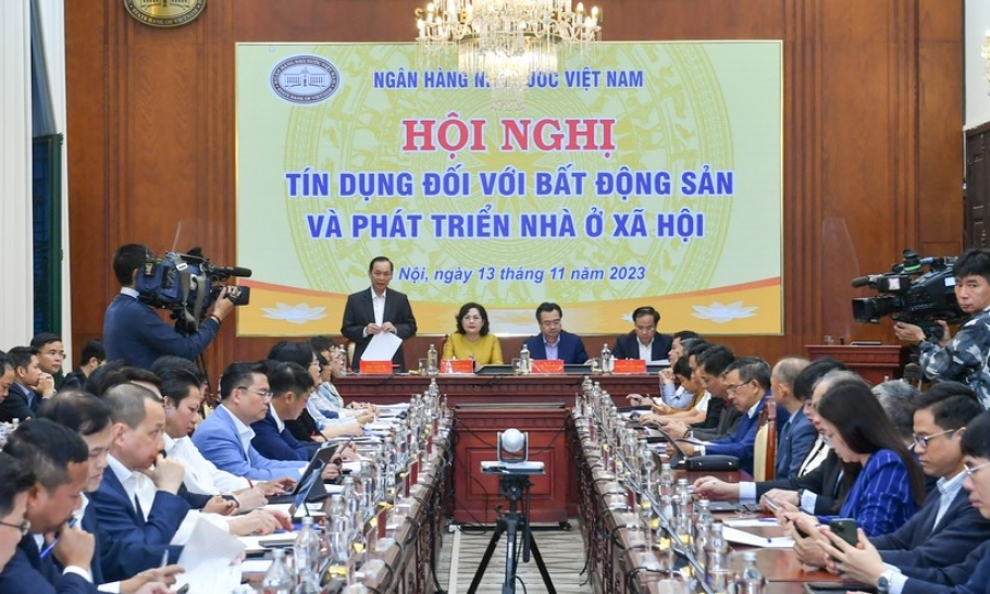 Tín dụng kinh doanh bất động sản tăng 21,86% sau 9 tháng