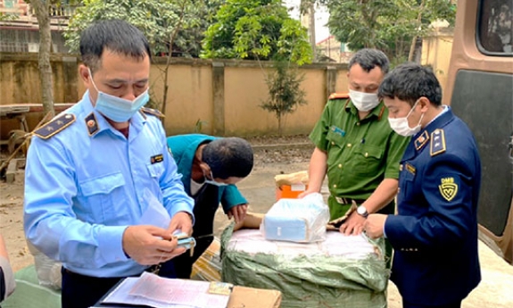 Quyết liệt ngăn hàng lậu thời điểm cuối năm