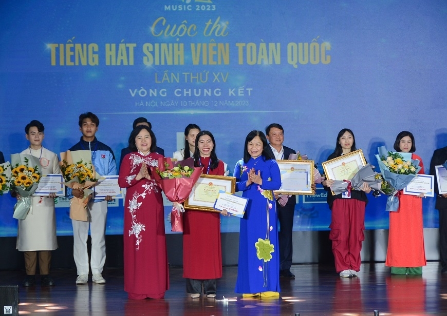 Trường Đại học Kinh tế - Luật giành giải Nhất Cuộc thi “Tiếng hát sinh viên” toàn quốc lần thứ XV