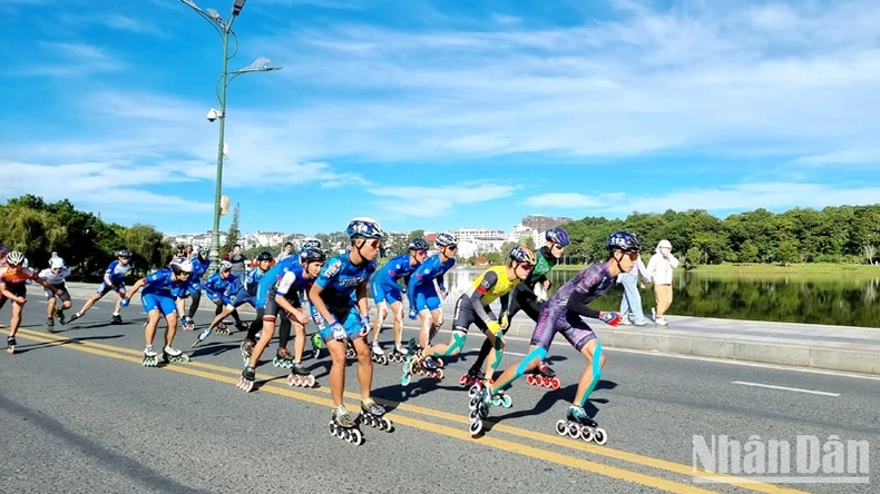 Hơn 350 vận động viên tham gia Giải Roller Sports các đội mạnh quốc gia năm 2023 ảnh 3