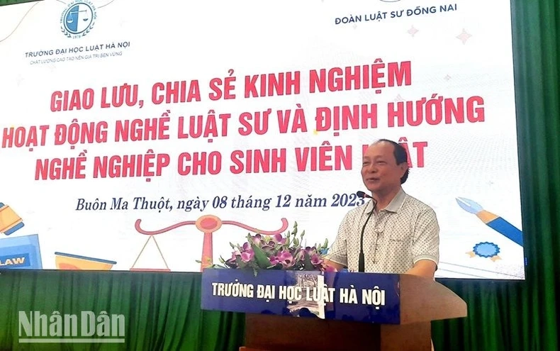 Chia sẻ kinh nghiệm hoạt động nghề luật sư với sinh viên ngành luật ảnh 2