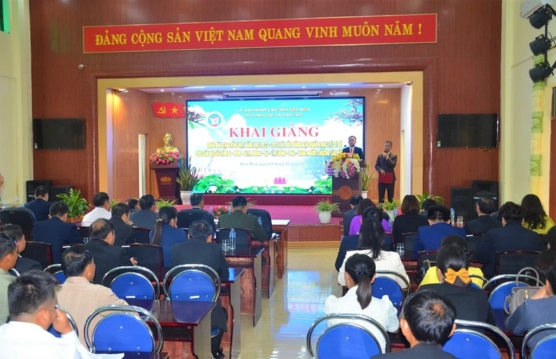 Điện Biên đào tạo tiếng Việt và bồi dưỡng cho học sinh, cán bộ 3 tỉnh Bắc Lào ảnh 1