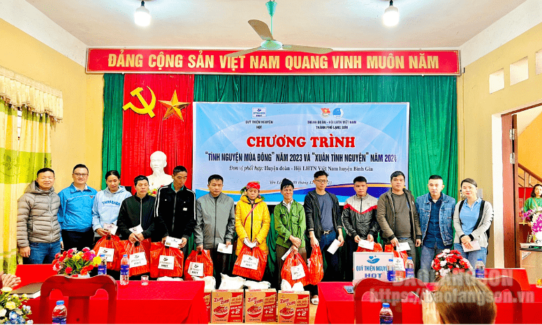 Thành đoàn Lạng Sơn: Ra quân khởi động Chương trình “Tình nguyện mùa Đông” năm 2023 và “Xuân tình nguyện