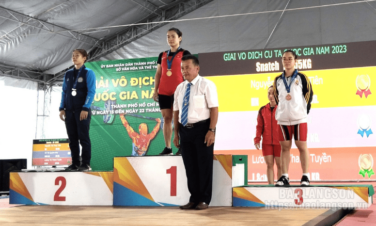 Vận động viên Lạng Sơn đoạt 2 huy chương đồng tại Giải vô địch cử tạ quốc gia năm 2023