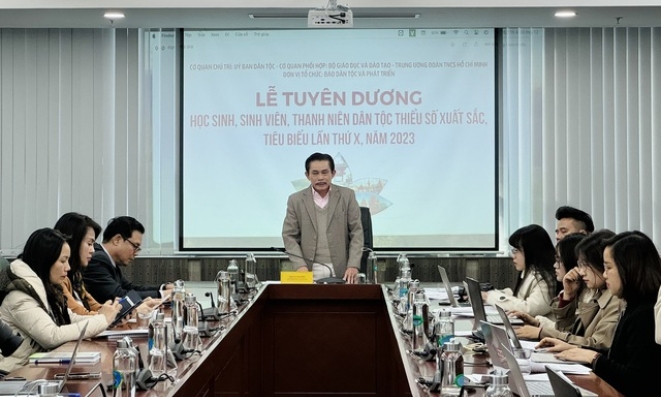 Tuyên dương 143 học sinh, sinh viên, thanh niên dân tộc thiểu số xuất sắc