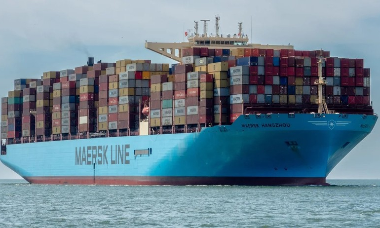 Hãng vận tải Maersk tạm dừng hoạt động vận tải qua Biển Đỏ