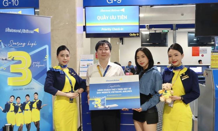 Vietravel Airlines thực hiện chuyến bay kỷ niệm 3 năm cất cánh