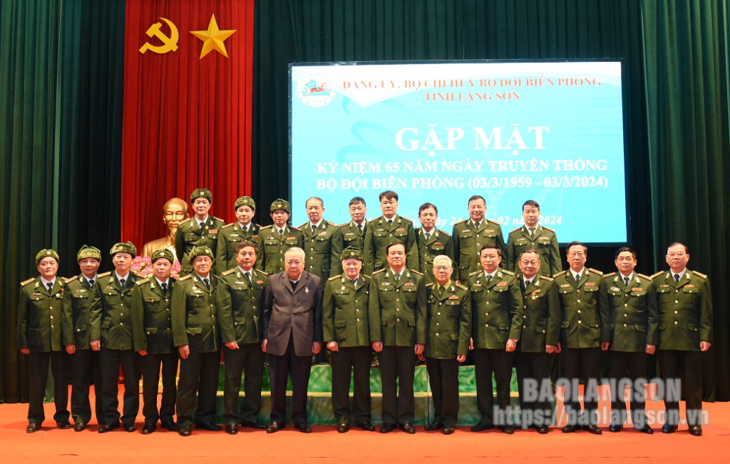 Bộ đội Biên phòng tỉnh gặp mặt truyền thống