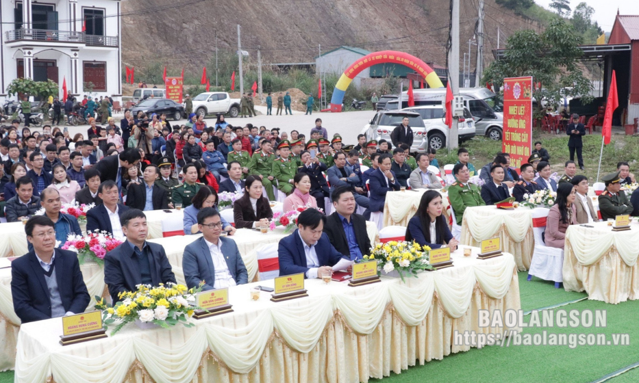 Huyện Lộc Bình phát động “Tết trồng cây đời đời nhớ ơn Bác Hồ” và phát động xây dựng nông thôn mới năm 2024