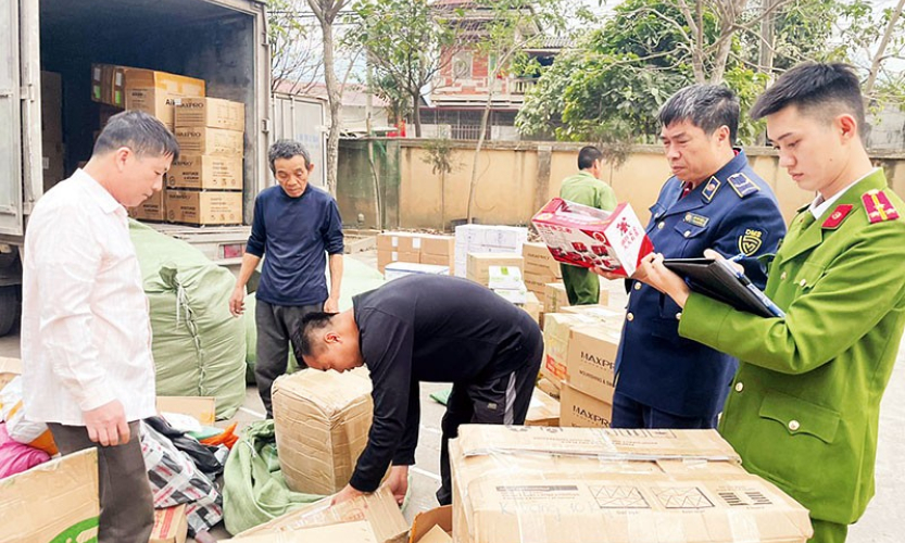 Quyết liệt ngăn chặn tình trạng buôn lậu dịp Tết Nguyên đán