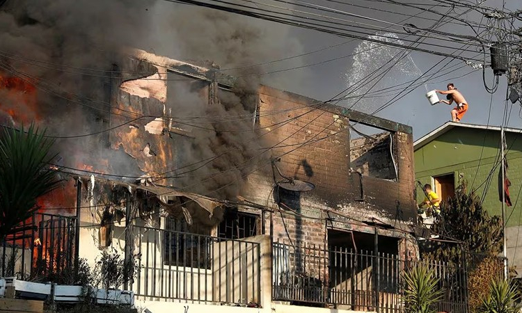 Cháy rừng nghiêm trọng ở Chile và Argentina