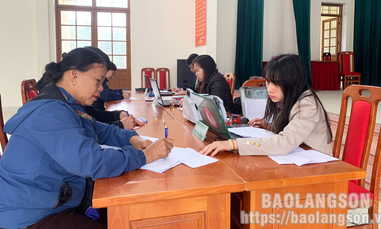 Phòng Giao dịch Ngân hàng Chính sách xã hội huyện Văn Quan: Nhiều giải pháp giảm nợ quá hạn