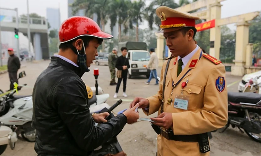 Cần rõ ràng, công bằng khi trừ điểm giấy phép lái xe