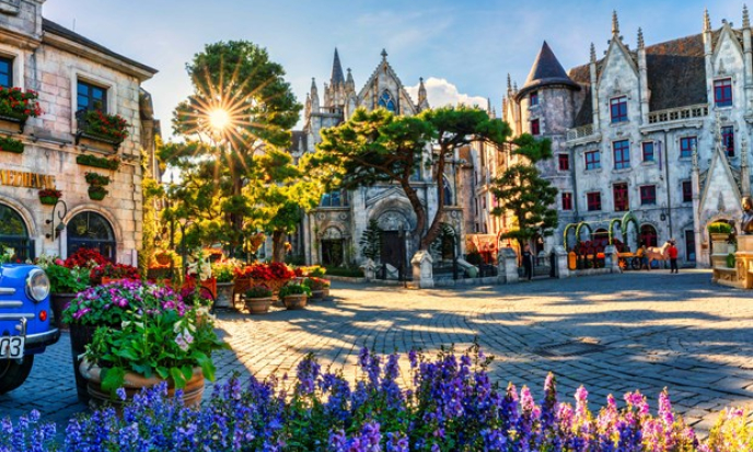 UK journalist dazzled by beauty of Ba Na Hills in Da Nang