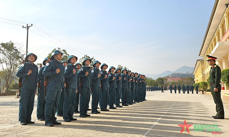 Không quản khó khăn, hăng say luyện rèn