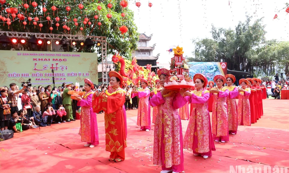 [Ảnh] Độc đáo lễ hội "Tam đền" tại Tuyên Quang