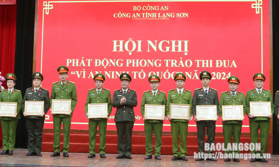 Công an Lạng Sơn: Thực hiện hiệu quả phong trào thi đua vì an ninh Tổ quốc