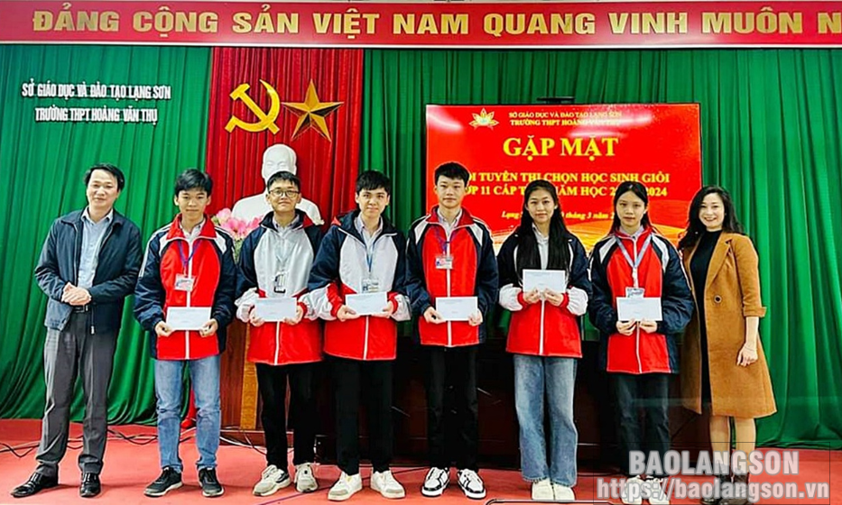 2.261 học sinh tham dự kỳ thi chọn học sinh giỏi lớp 9, lớp 11 cấp tỉnh