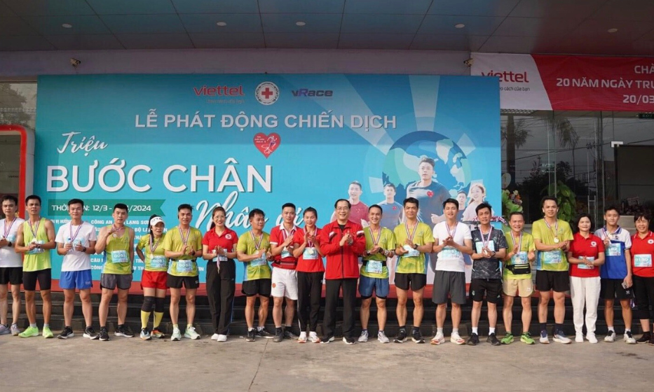 Phát động Chiến dịch “Triệu bước chân nhân ái” năm 2024