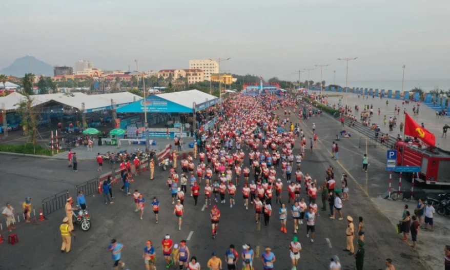 Gần 12 nghìn vận động viên tham gia Giải vô địch quốc gia marathon và cự ly dài năm 2024