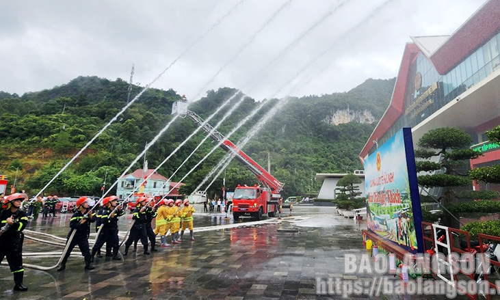 Đội chữa cháy và cứu nạn, cứu hộ khu vực Đồng Đăng: Nhanh nhạy, kịp thời, hiệu quả 