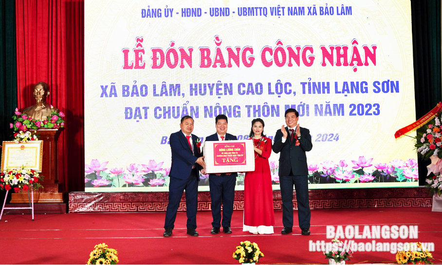 Xã Bảo Lâm đón bằng công nhận đạt chuẩn nông thôn mới