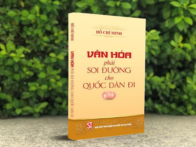 Xuất bản cuốn sách 'Văn hóa phải soi đường cho quốc dân đi' kỷ niệm Ngày sinh nhật Bác- Ảnh 1.