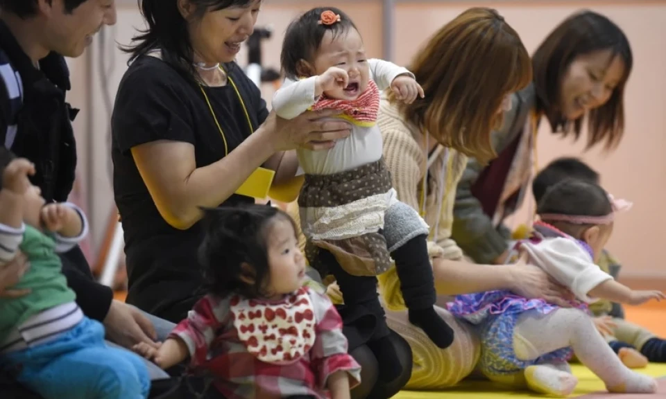 Tình trạng già hóa “ông bố” ở Nhật Bản gia tăng cùng nguy cơ bị cô lập