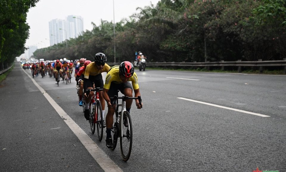 Chặng 2 Cuộc đua xe đạp về Điện Biên Phủ 2024: Tâm điểm đèo Phú Cường