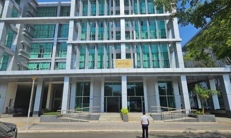 Khởi tố bị can, cấm đi khỏi nơi cư trú Giám đốc Sở Y tế Bà Rịa-Vũng Tàu