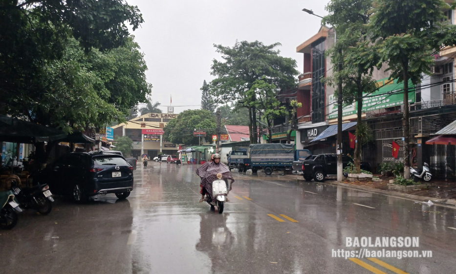 Lạng Sơn: Mưa tiếp tục kéo dài, nguy cơ xảy ra lũ quét, sạt lở đất