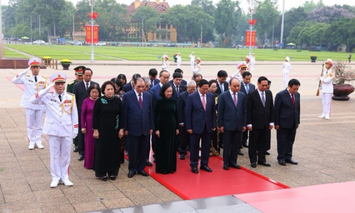 Lãnh đạo Đảng, Nhà nước vào Lăng viếng Chủ tịch Hồ Chí Minh