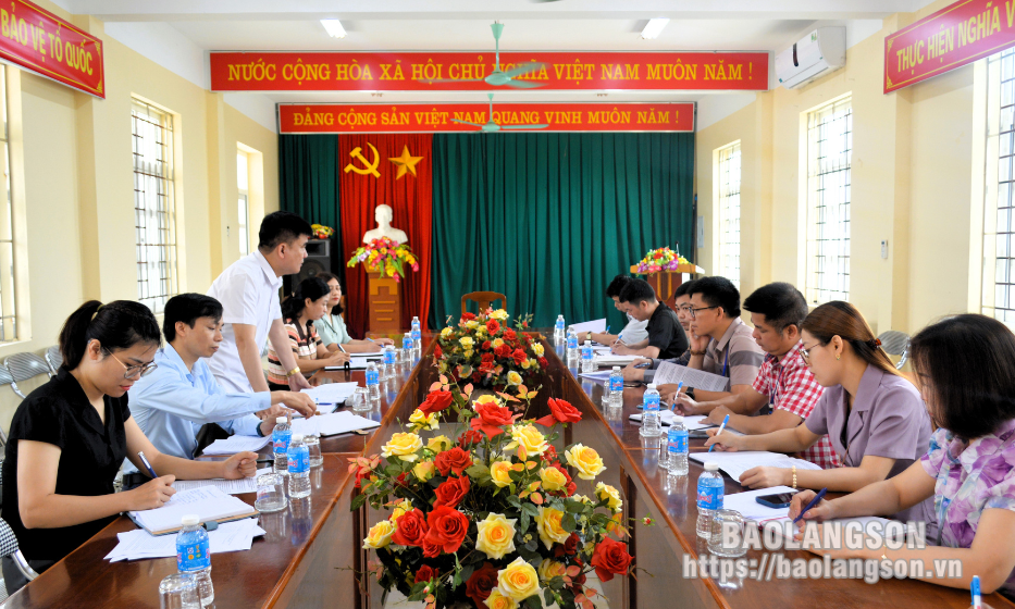Kiểm tra việc thực hiện nhiệm vụ xây dựng Đề án nhập huyện Cao Lộc vào thành phố Lạng Sơn tại xã Hoàng Đồng và xã Mai Pha