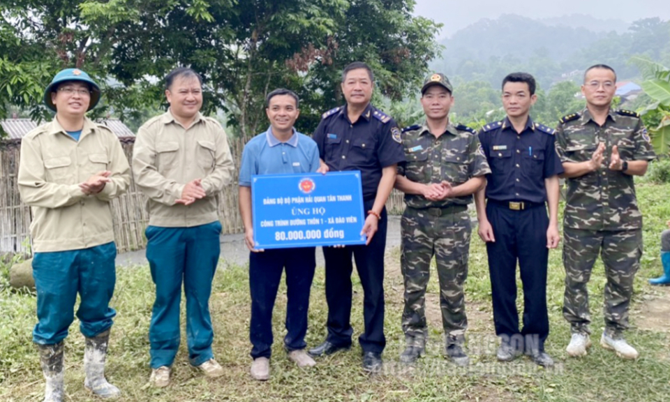 Chi cục Hải quan Tân Thanh, Hội Cựu chiến binh Cục Hải quan tỉnh hỗ trợ làm đường giao thông nông thôn