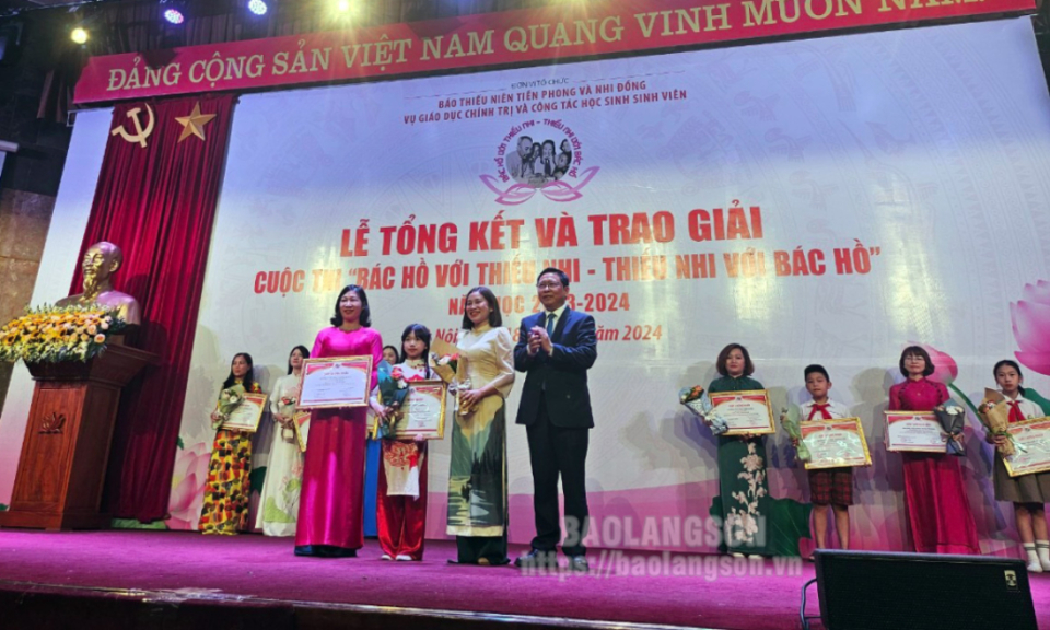 Trường Tiểu học Đồng Đăng đạt giải nhì toàn quốc cuộc thi “Bác Hồ với thiếu nhi - Thiếu nhi với Bác Hồ”