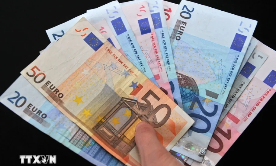 Các nguyên nhân khiến đồng euro có thể tiếp tục giảm giá so với USD