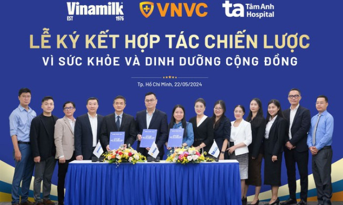 Vinamilk hợp tác cùng nhiều đối tác y tế đẩy mạnh chăm sóc sức khỏe cộng đồng