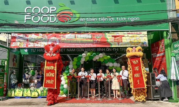 Co.op Food khai trương cửa hàng thứ 595